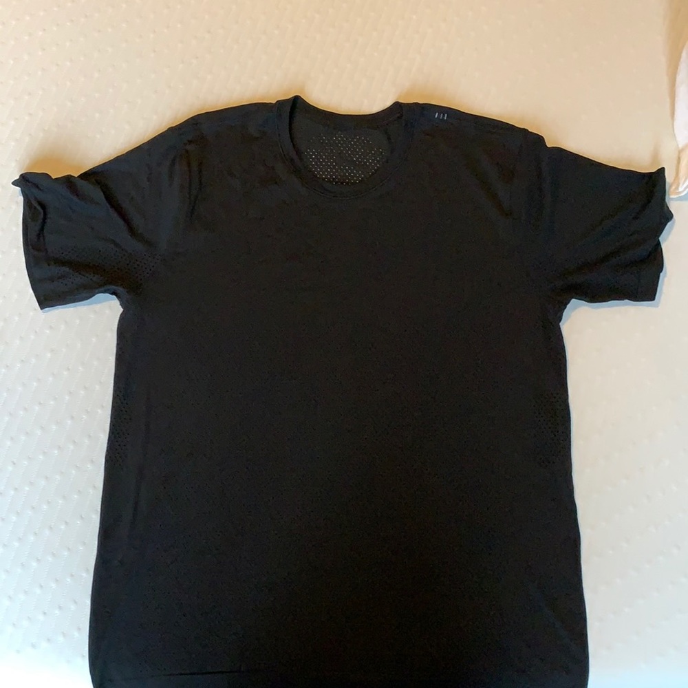 LULULEMON METAL VENT BREATHE SHORT SLEEVE